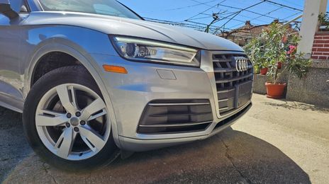 Audi Q5 • 2018 • 230,000 km