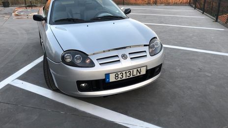 GMC Envoy XUV • 1998 • 60,000 km