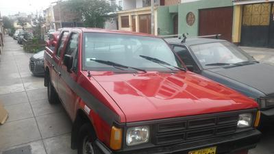 Nissan Pickup • 1986 • 15,000 km