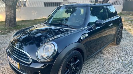 MINI Cooper D • 2013 • 219,000 km