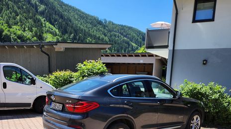 BMW X4 • 2014 • 135,000 km