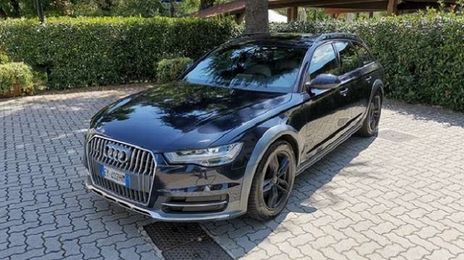 Audi A6 Allroad • 2015 • 171,000 km