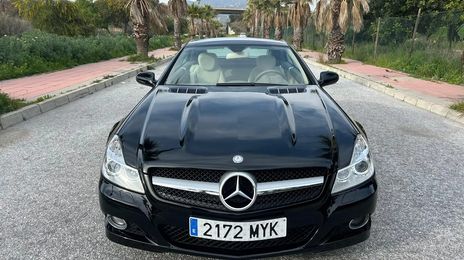 Mercedes-Benz SL-Class • 2009 • 53,000 km