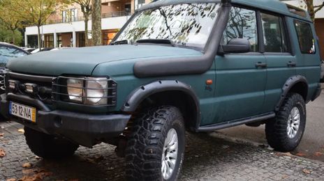 Land Rover Discovery • 1999 • 388,330 km