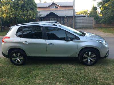 Peugeot 2008 • 2019 • 8,000 km