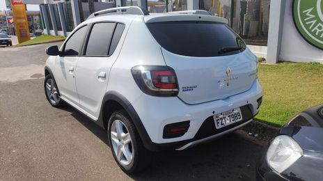 Renault Sandero • 2018 • 107,000 km