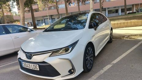 Toyota Corolla Hybrid • 2019 • 64,460 km