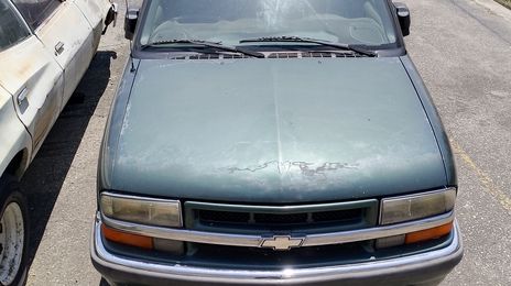 Chevrolet Blazer • 2001 • 200,000 km