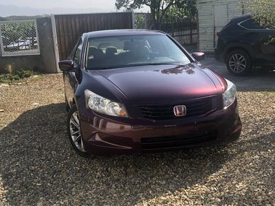 Honda Accord • 2009 • 1,000 km