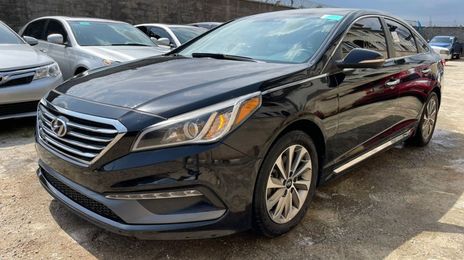 Hyundai Sonata • 2015 • 21 km