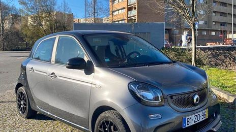 Smart Forfour • 2019 • 87,000 km