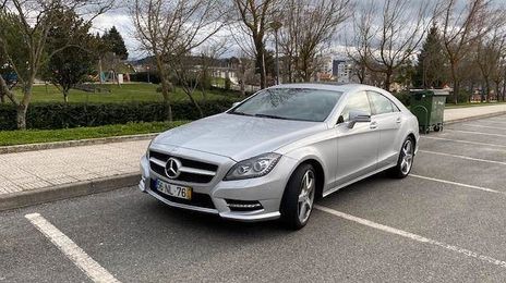 Mercedes-Benz 210 kombi • 2011 • 200,000 km