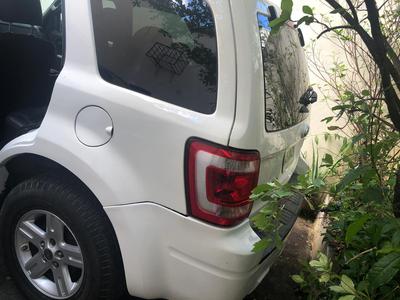 Ford Escape • 2011 • 2 km