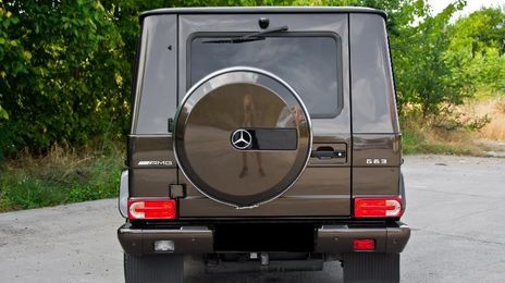 Mercedes-Benz G-Class • 2015 • 75,000 km