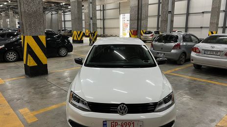 Volkswagen Jetta • 2013 • 140,000 km