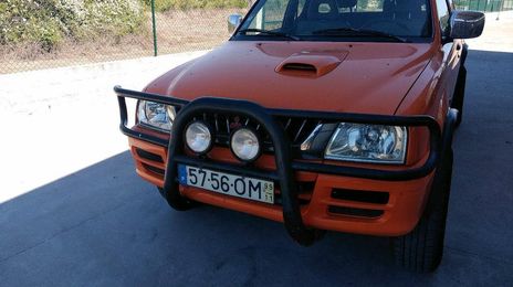 Mitsubishi L200 • 1999 • 273,000 km
