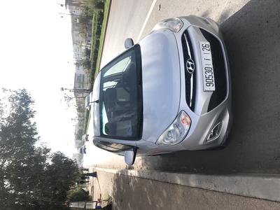 Hyundai i10 • 2011 • 54,000 km