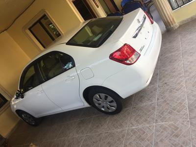 Toyota Corolla • 2014 • 200,000 km