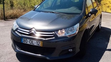 Citroën C4 • 2014 • 349,999 km