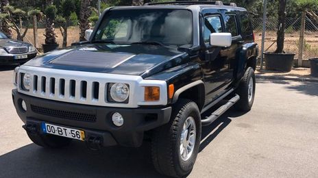 Hummer H3 • 2006 • 89,999 km