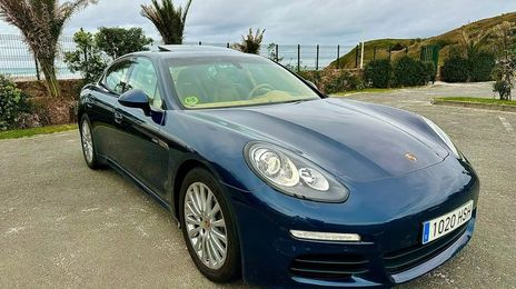 Porsche Panamera • 2013 • 176,000 km