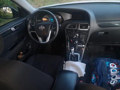 Brilliance V5 • 2015 • 52,000 km