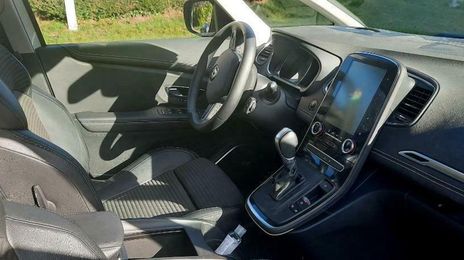 Renault Scénic • 2020 • 11,050 km