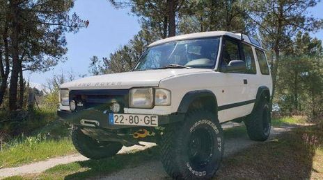 Land Rover Discovery • 1996 • 249,999 km
