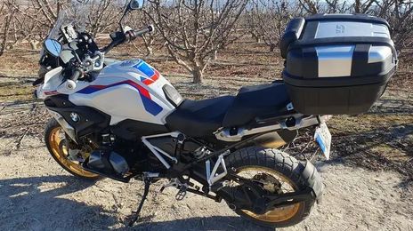 Bmw r1250gs • 2022 • 11,000 km