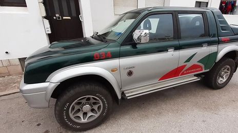 Mitsubishi L200 • 2005 • 127,000 km