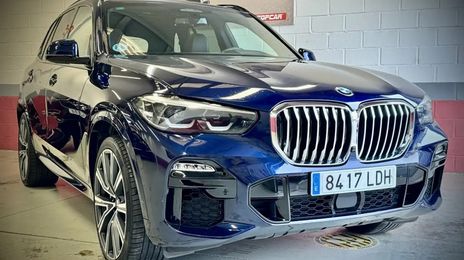 BMW X5 • 2020 • 82,000 km