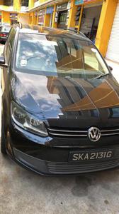 Volkswagen Touran • 2011 • 215,000 km