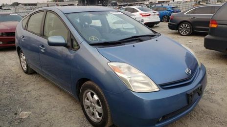 Toyota Prius • 2005 • 12 km