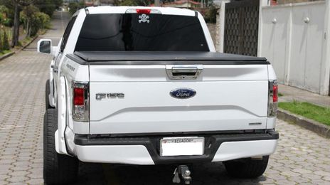 Ford F-150 • 2015 • 82,500 km