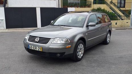 Volkswagen Passat • 2004 • 140,000 km