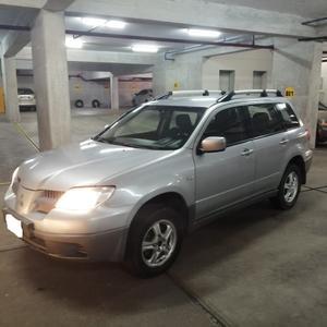 Mitsubishi Outlander • 2005 • 180,000 km