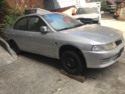 Mitsubishi Lancer • 1998 • 245,000 km