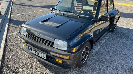 Renault 10 • 1982 • 2,500 km