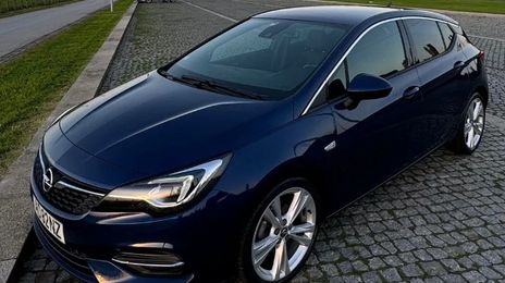 Opel Astra • 2020 • 62,000 km