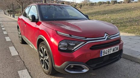 Citroën C4 • 2023 • 30,000 km