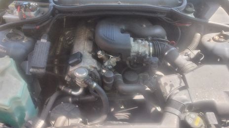 BMW 316i • 2006 • 280,000 km