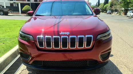 Jeep Cherokee • 2020 • 14,000 km