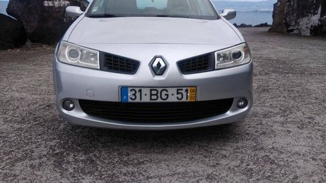Renault Mégane • 2006 • 200,000 km