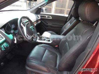 Ford Explorer • 2015 • 56,000 km