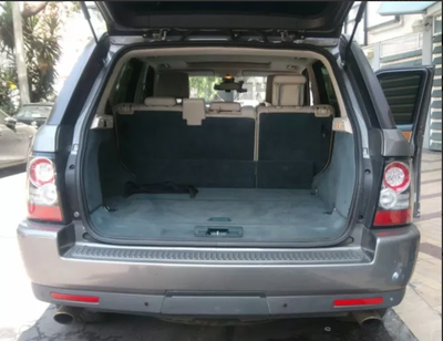 Rover 200 • 2010 • 81,000 km