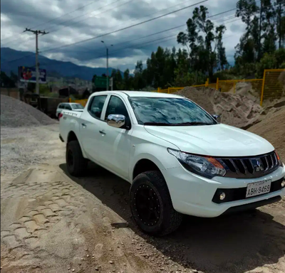 Mitsubishi L200 • 2019 • 27,000 km