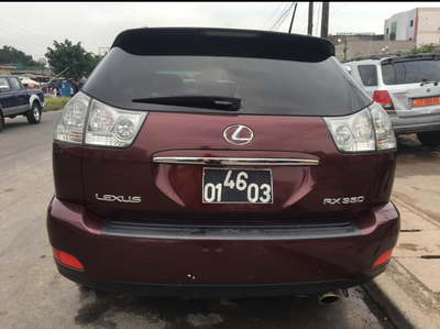 Lexus RX • 2009 • 75,000 km