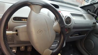 Renault Twingo • 2010 • 158,501 km