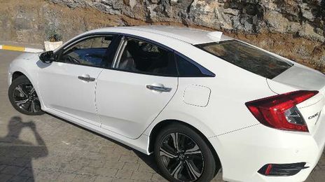 Honda Civic • 2018 • 80,000 km