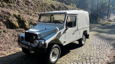 Sinotruk Howo T7H 6x4 • 1984 • 100,000 km